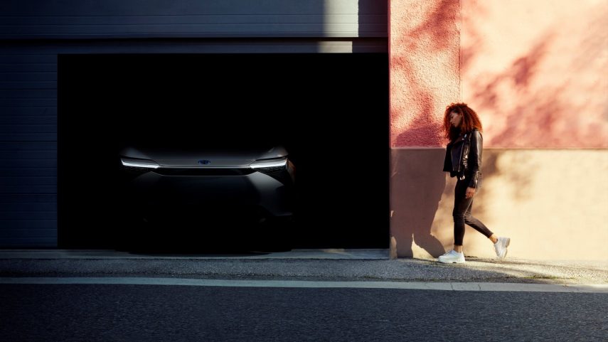 Toyota SUV Electrico Teaser (1)