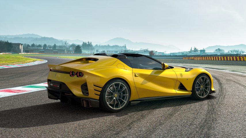 Ferrari 812 Competizone A 2021 (3)