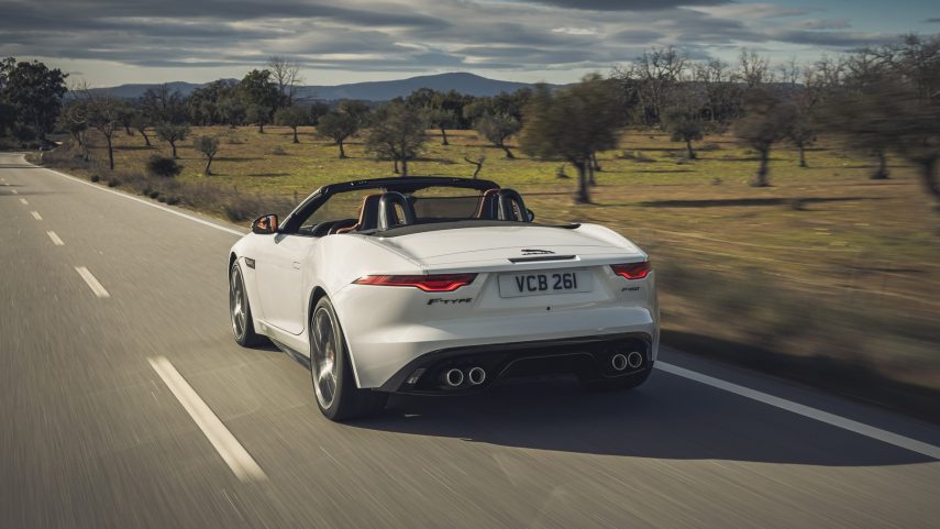 Jaguar F Type P450 2022 (19)