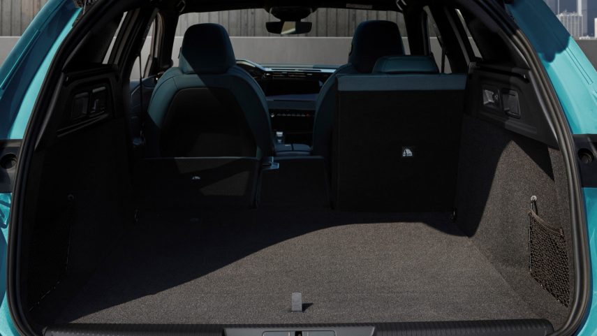 Peugeot 308 SW 2022 (28)