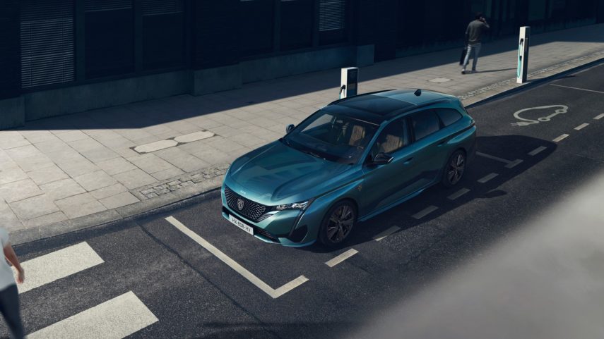 Peugeot 308 SW 2022 (6)