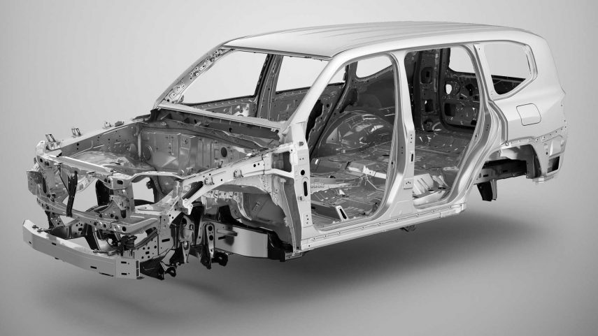 Toyota Land Cruiser 300 2022 (37)