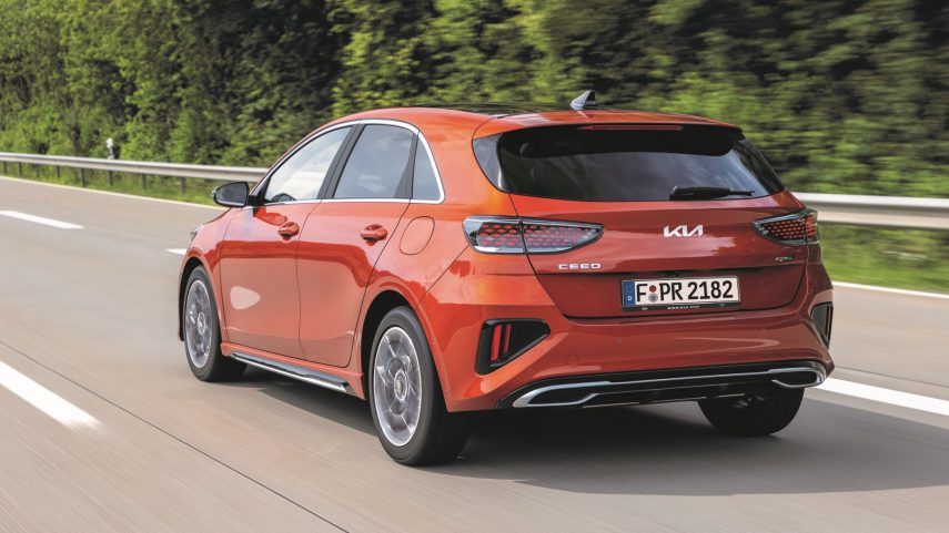 Kia Ceed GT Line 2022 (2)