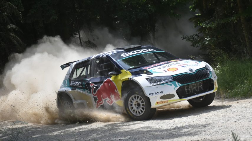 Skoda Fabia RE X1 Kreisel Coche de Rally Electrico (1)