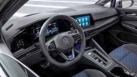 Volkswagen Golf R Variant 2021 (18)