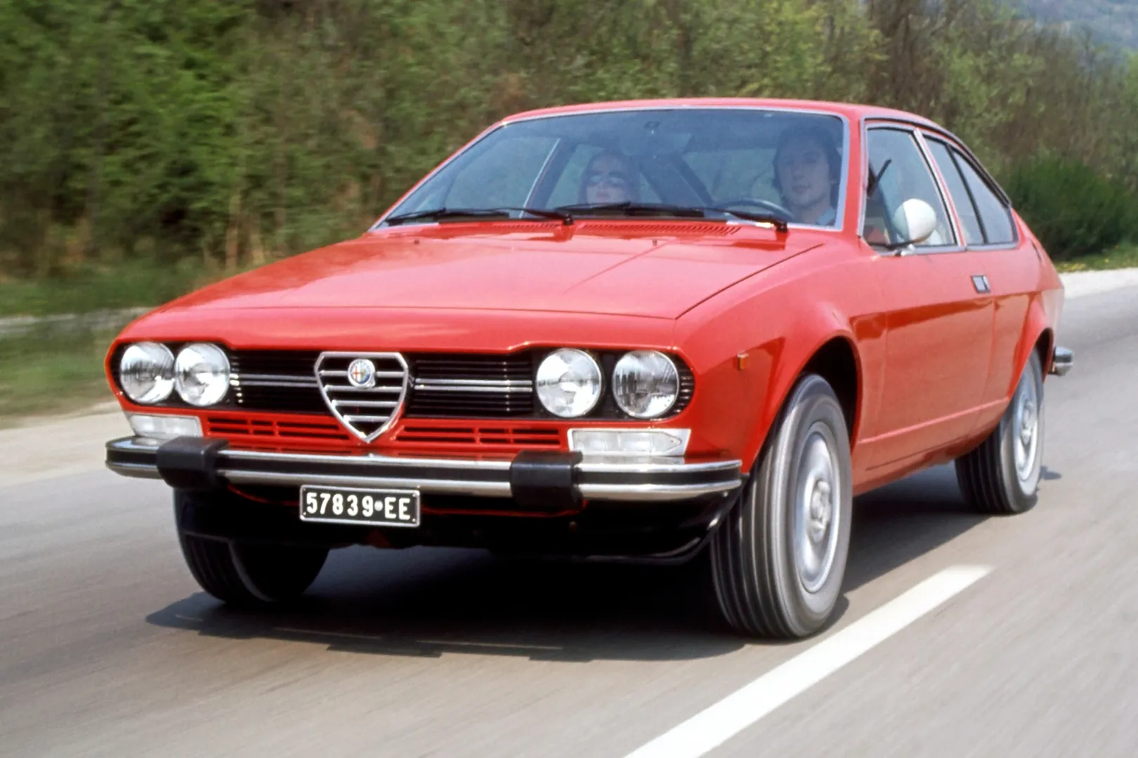 Coche del día: Alfa Romeo Alfetta GTV 2000 (116)