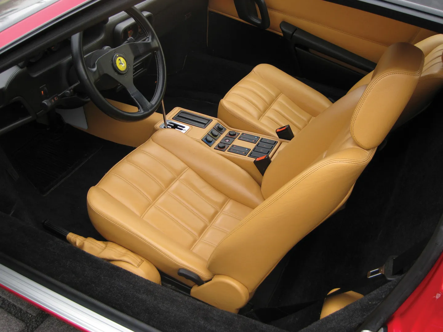 Ferrari 328 GTS 6