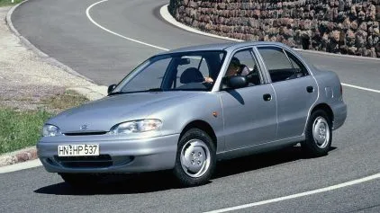 Hyundai Accent 4p GLS 1994 1