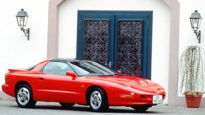1993 Pontiac Firebird V6 IV (8)