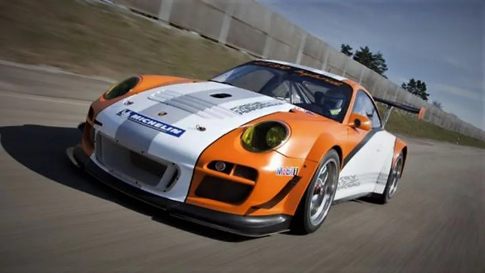 Coche del día: Porsche GT3 R Hybrid