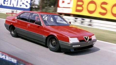 Coche del día: Alfa Romeo 164 ProCar