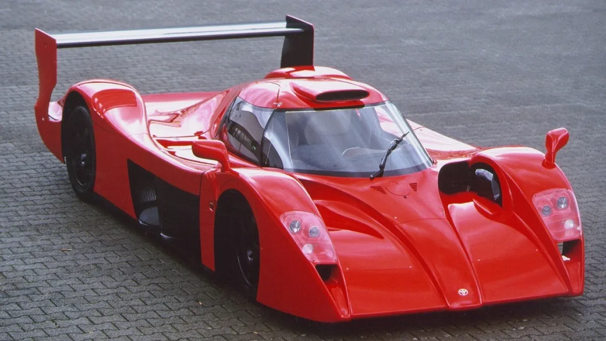 toyota gt one (1)