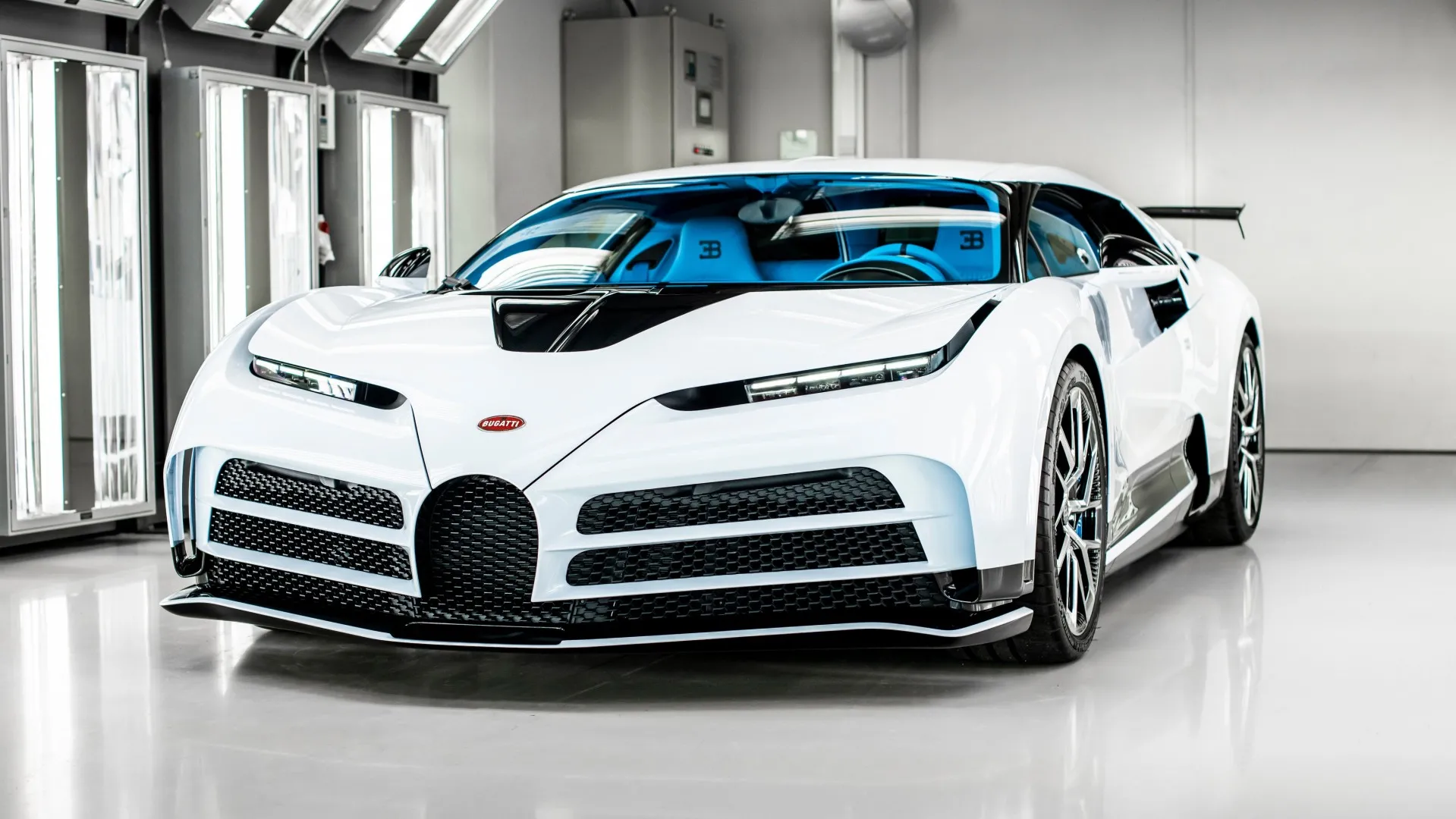 Utlimo Bugatti Centodieci (2)