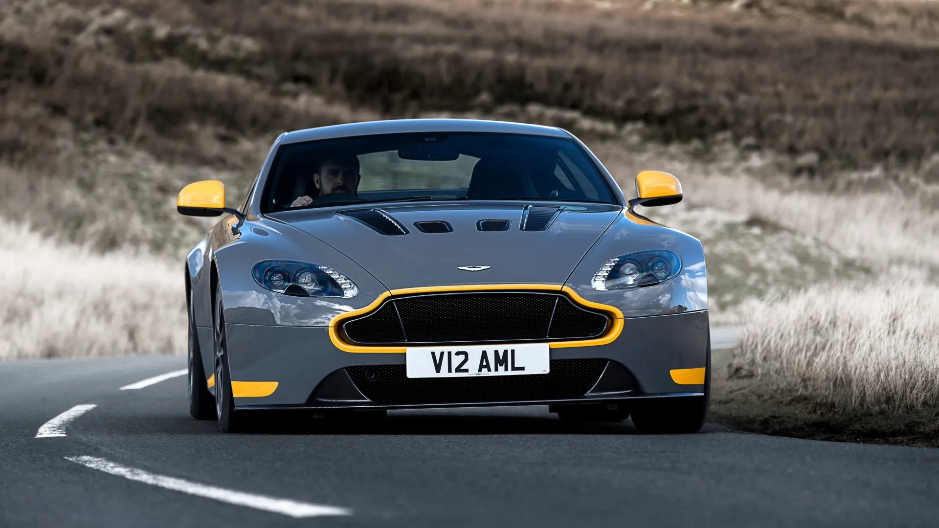 Coche del día: Aston Martin V12 Vantage S