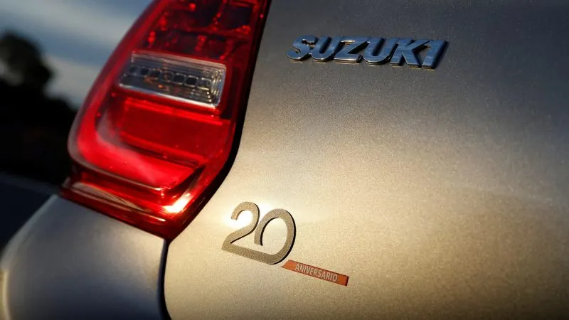 Suzuki Swift Sport 20 Aniversario 2023 (23)