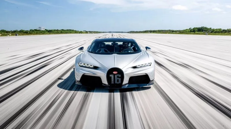 2023 Bugatti 400 KMH Event(5)