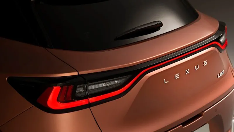 Lexus LBX 2023 (51)