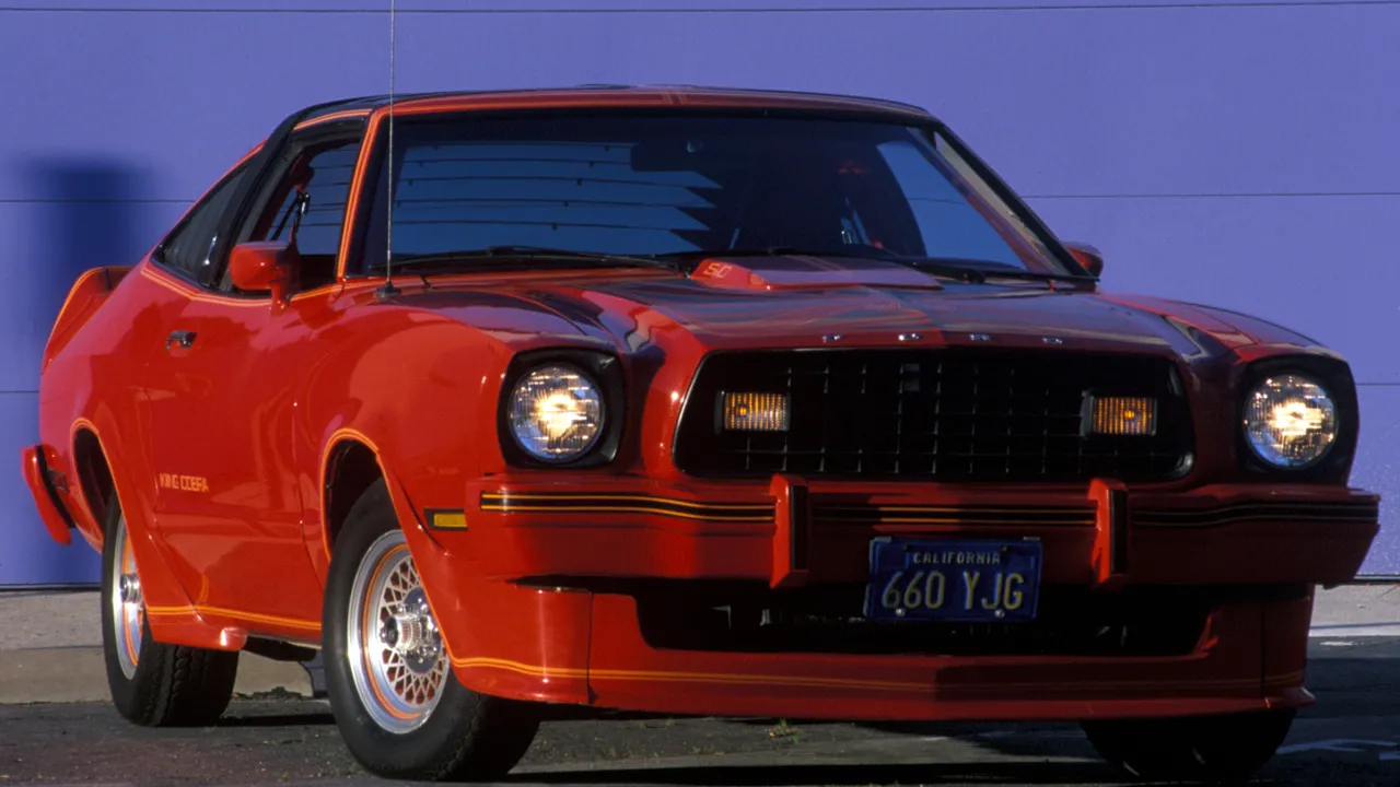 Coche del día: Ford Mustang II King Cobra