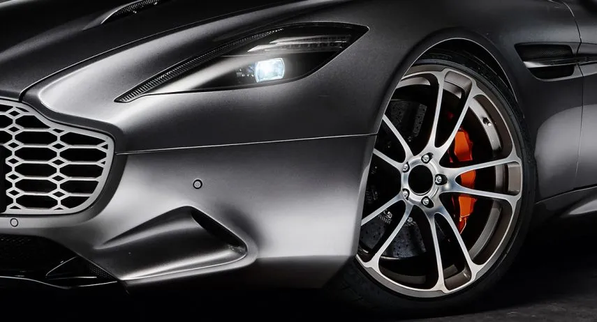 Aston Martin Vanquish 2025 especulaciones
