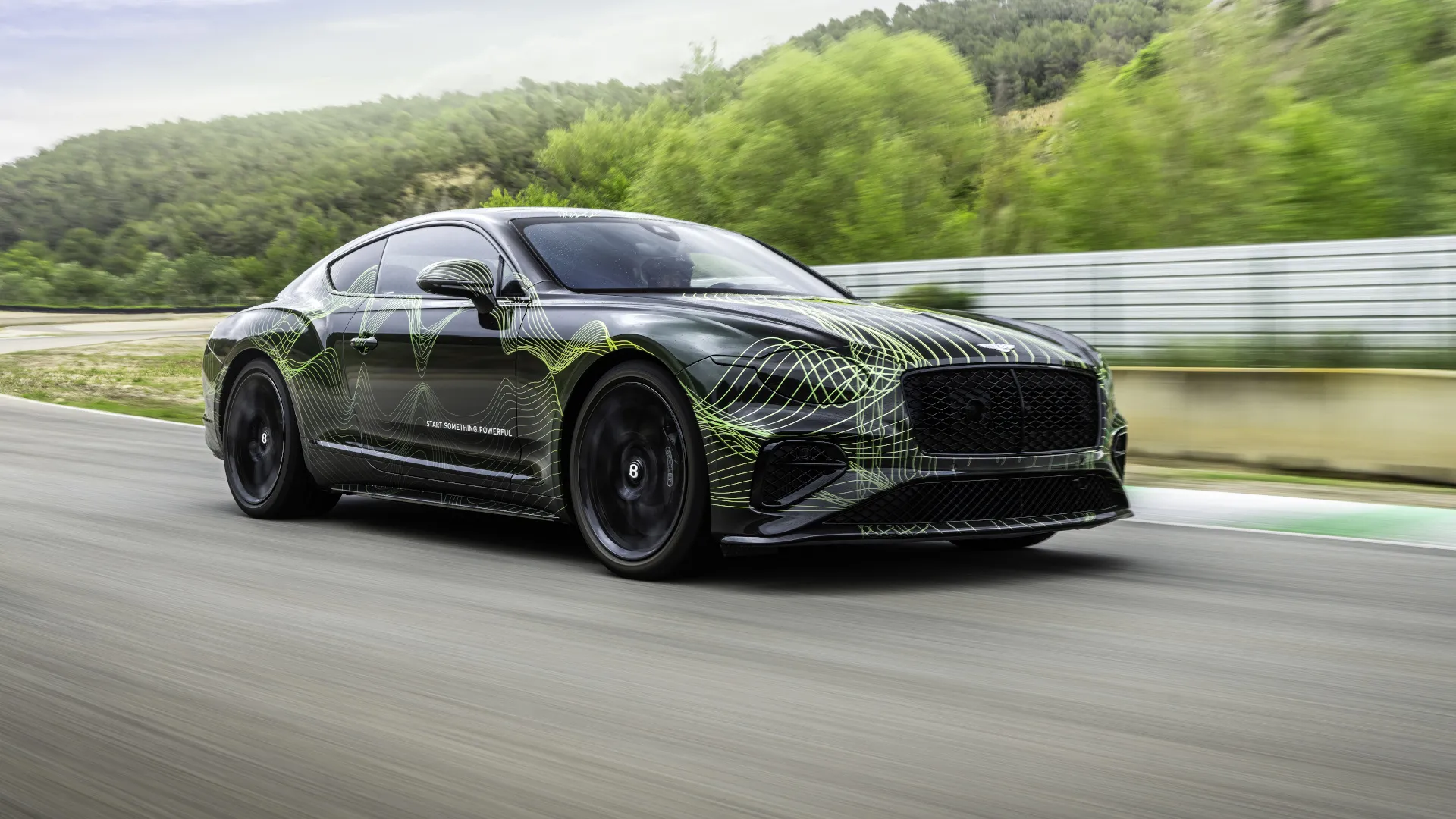 Bentley actualiza su Continental GT incorporando una nueva motorización hibrida