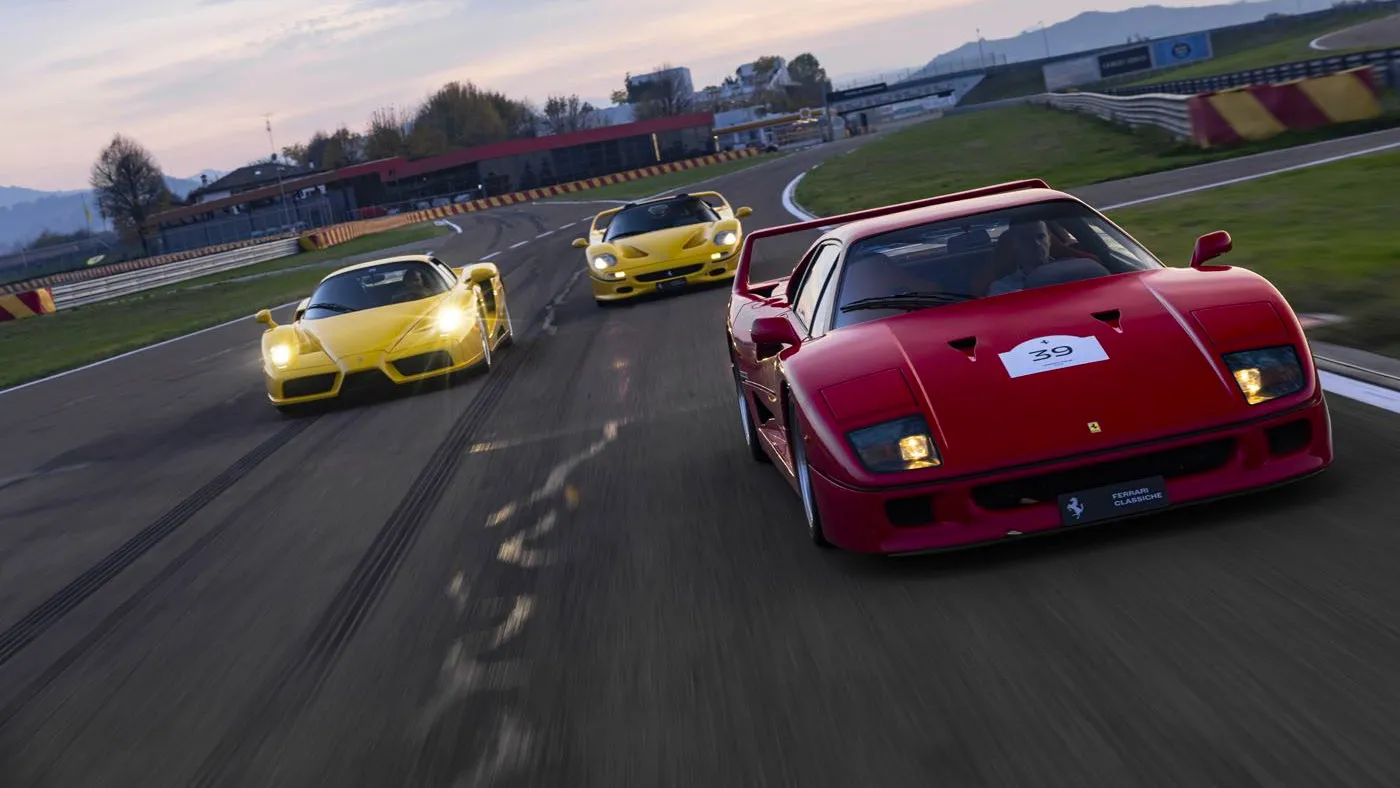 Pirelli renueva sus neumáticos para el Ferrari Enzo y el F40
