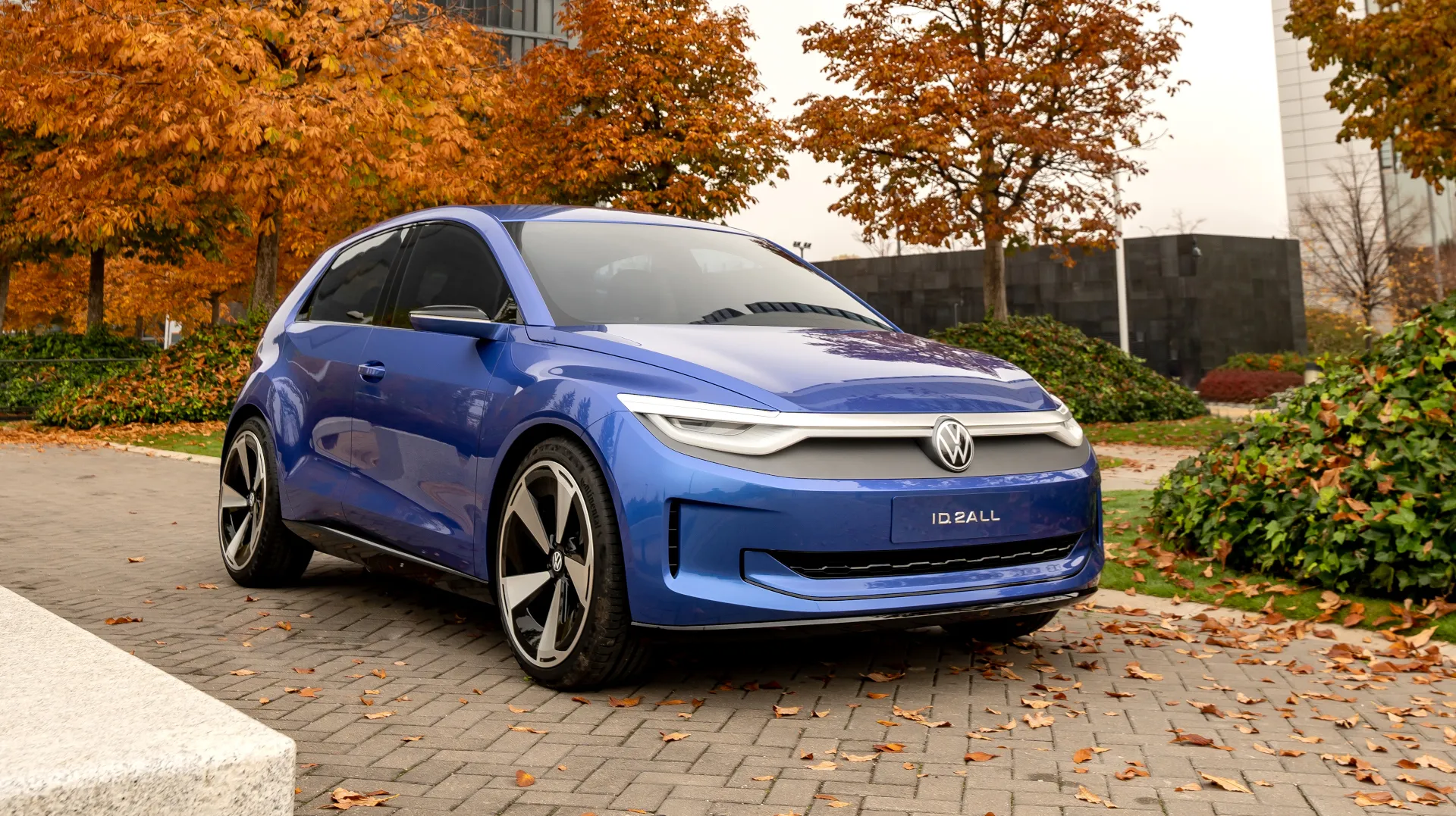La llegada del Volkswagen Golf eléctrico se retrasa 15 meses