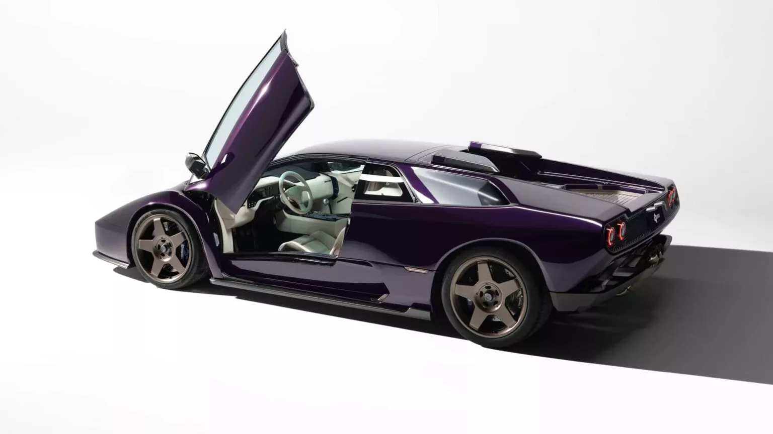 Eccentrica V12, un Lamborghini Diablo con aires futurista