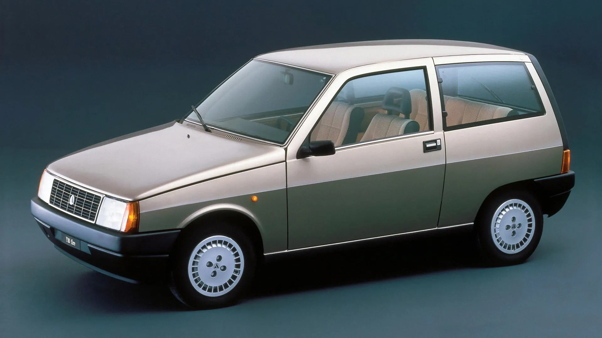 El Lancia Y10 era el mejor ejemplo de como tenía que ser un urbano premium, pero allá en los años 80