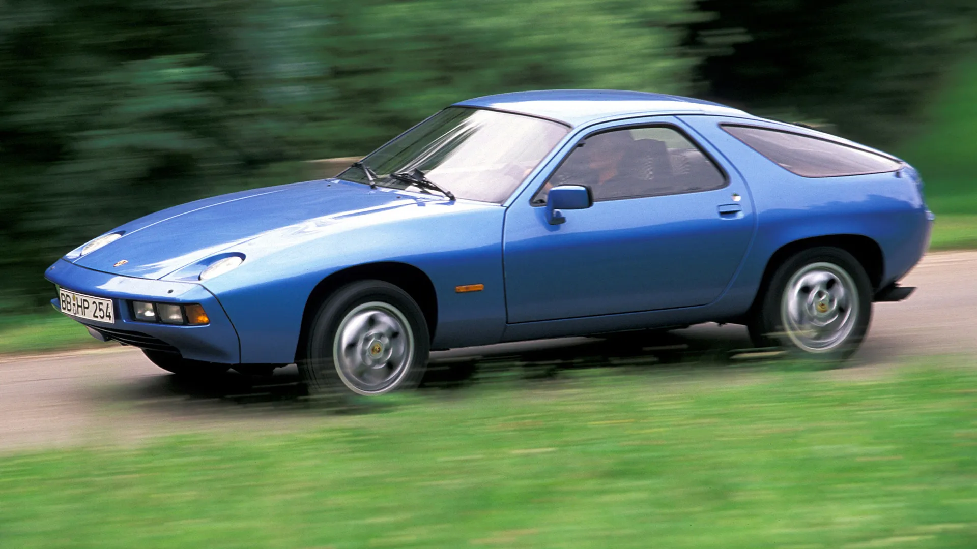 El Porsche 928 fue un coche tan especial, que ha sido el único deportivo galardonado con el premio al coche del año