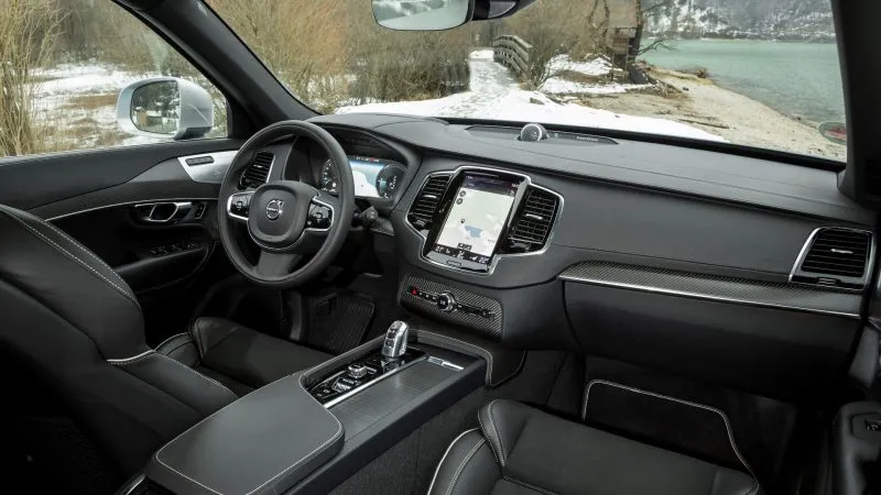 Volvo XC90 II (3)