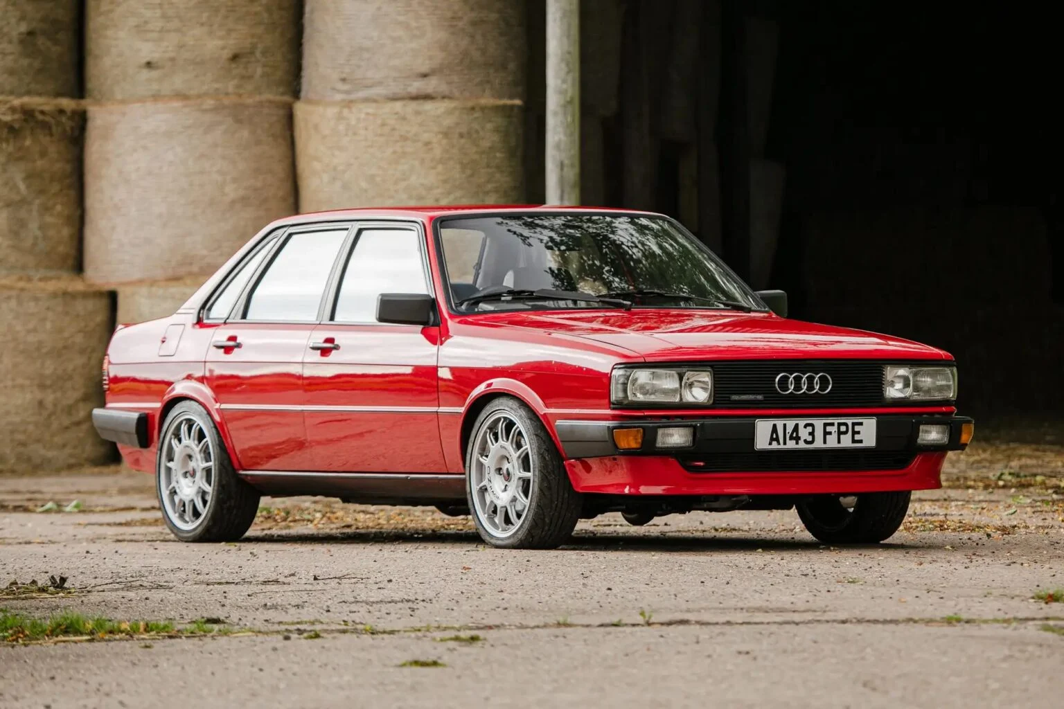 He aquí los motivos por los cuales no es exagerado considerar a este Audi 80 Quattro el sedán definitivo