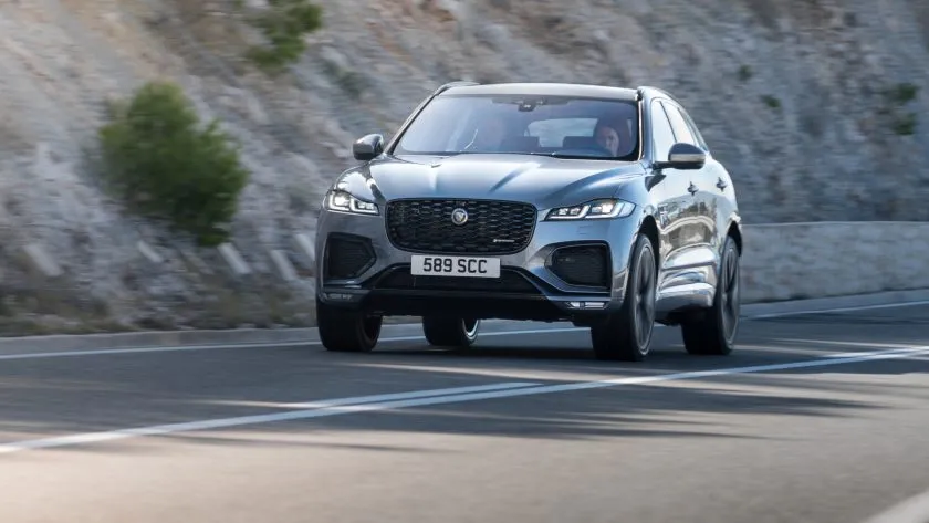 Jaguar F Pace