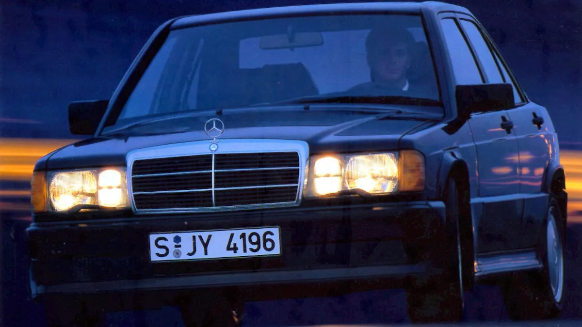 El MERCEDES 190E 2.5 16 es el eslabón perdido