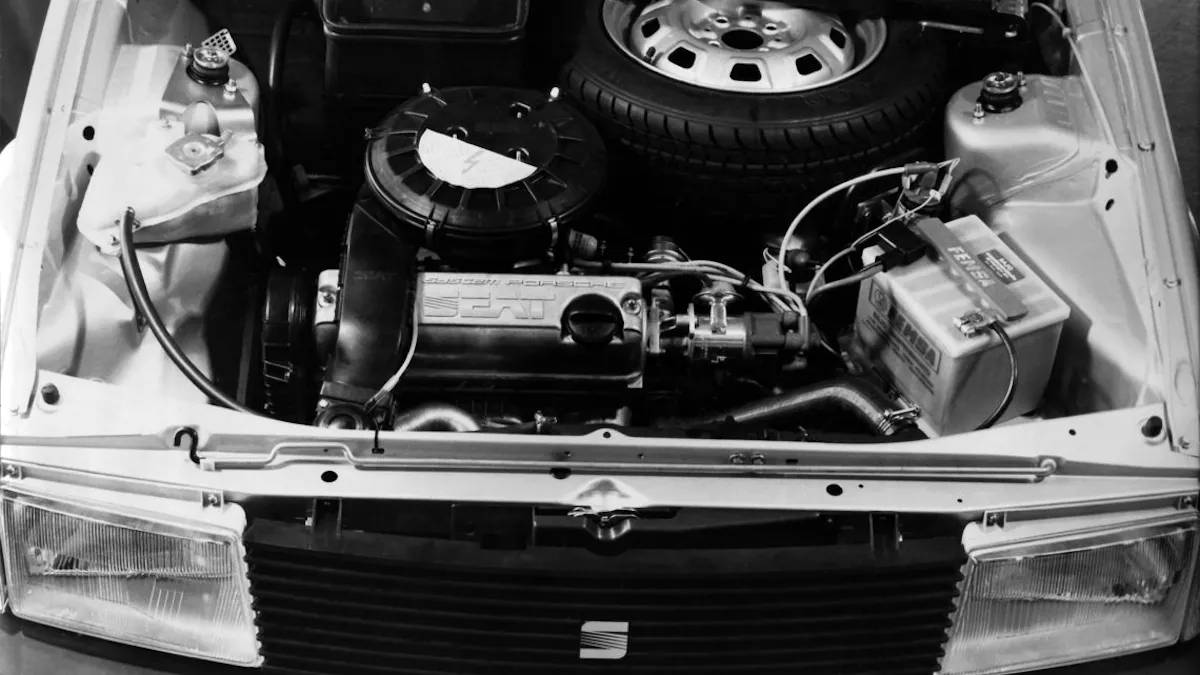 Crónica de una emancipación mecánica: Cómo SEAT compró su independencia a Porsche