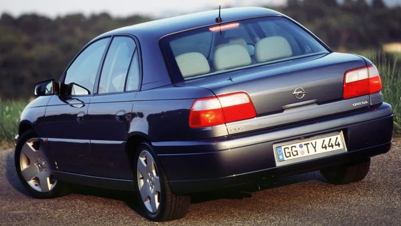 Opel Omega 2 5 TD (3)