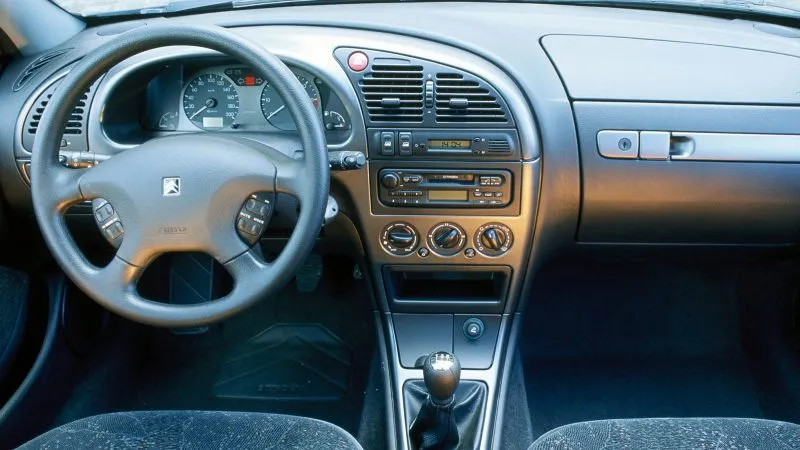 Citroën Xsara 1 6i Interior