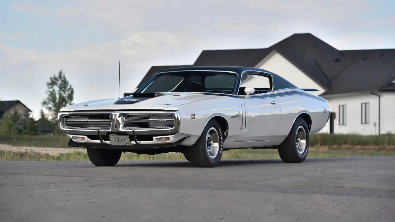 Por procedencia y especificaciones, este Dodge Charger 1971 se vuelve cada vez más interesante a medida que lo conocemos