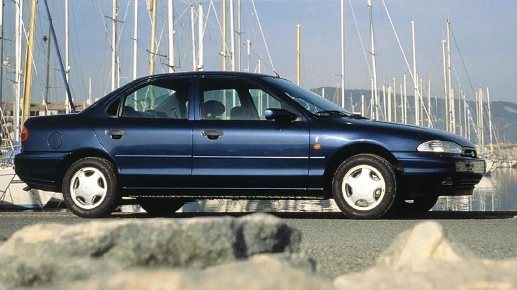 Coche del día: Ford Mondeo 2.5 V6 Ghia