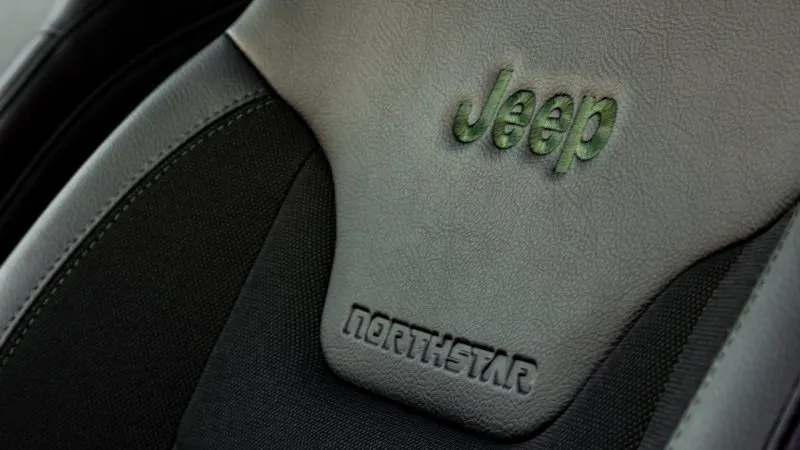 Jeep Compass Noth Star interior (2)