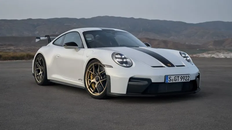 Porsche 911 GT3 (1)