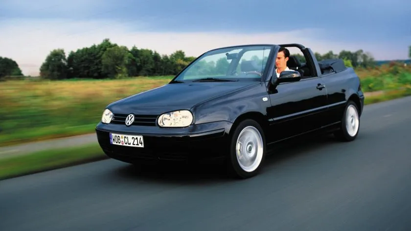 Volkswagen Golf 1 6 Highline Cabrio (IV) (1)