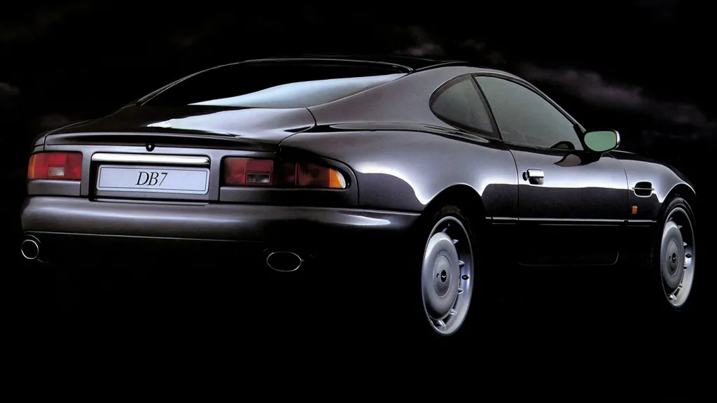 ¿SUV premium a estrenar o Aston Martin DB7 usado?: Me inclinaría por uno de estos coupé sin pensarlo demasiado