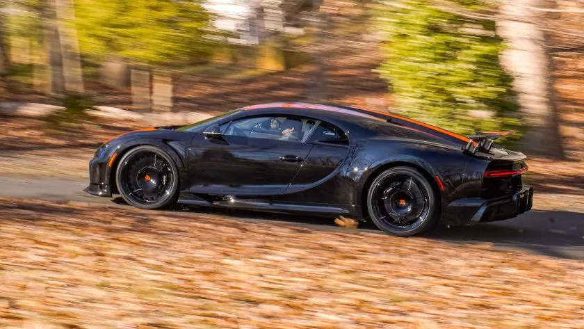 Bugatti Chiron Super Sport 300 (1)