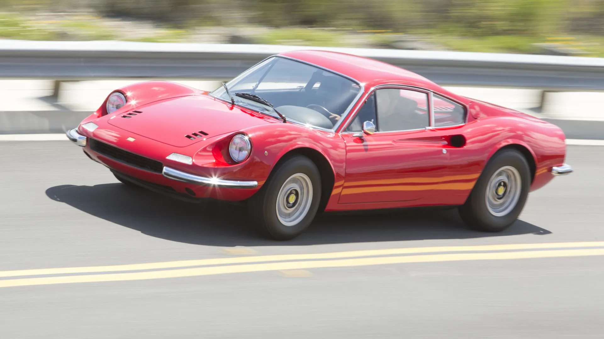 ¿El europeo o el americano?: Cómo distinguir los diferentes estilos que el Ferrari Dino 246 recibió por región