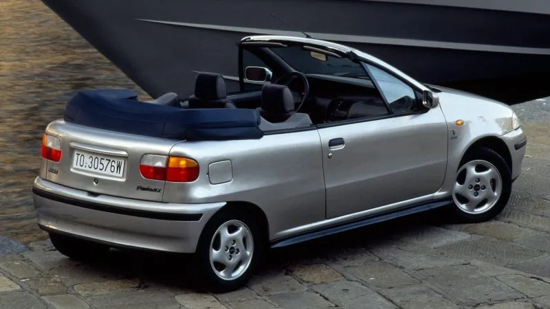 FIAT Punto Cabrio (1)