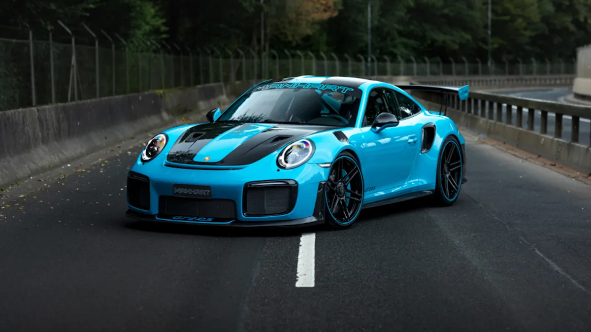 Porsche 911 GT2 RS by MANHART, un deportivo a la altura de un Hypercar