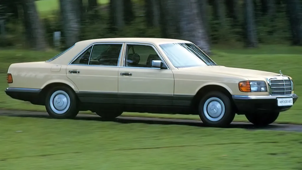 Coche del día: Mercedes 280 SE (W126)