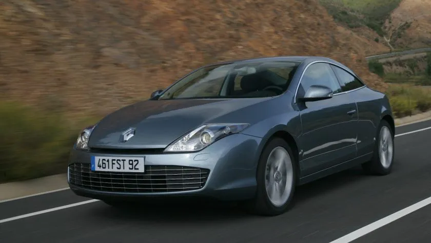 Renault Laguna Coupé V6 dCi (1)