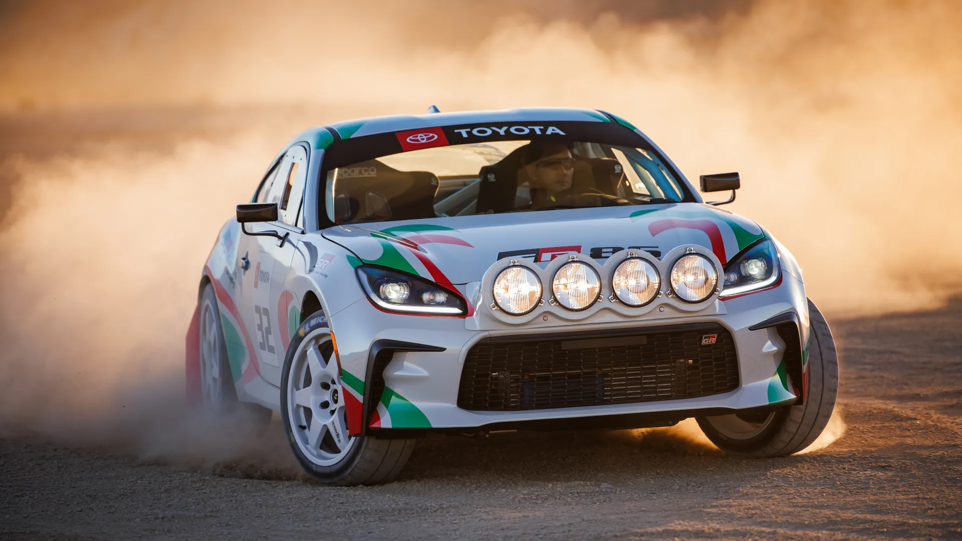 El Toyota GR86 Rally Legacy es un magnífico homenaje a las viejas glorias de los rallies de la marca