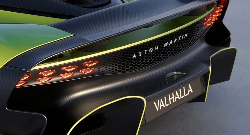 Aston Martin Valhalla (2)